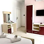 The Sunny Side Apartament