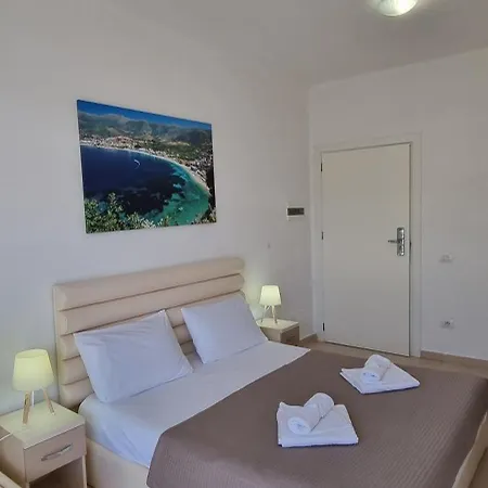 The Sunny Side Lejlighed *