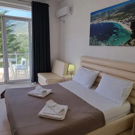 The Sunny Side Lejlighed *