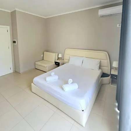 The Sunny Side Appartement *