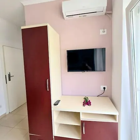 The Sunny Side Lejlighed