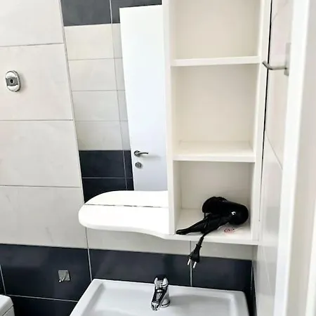 The Sunny Side Himare