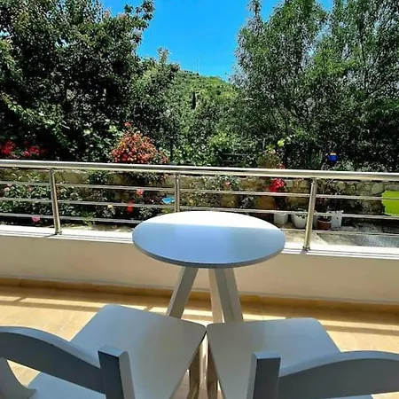 The Sunny Side * Himare