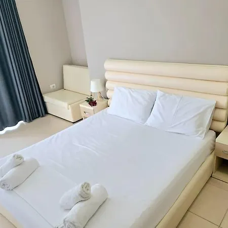 The Sunny Side Appartement Himare