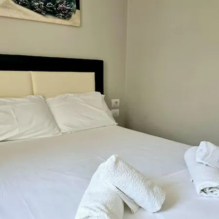 The Sunny Side Himarë