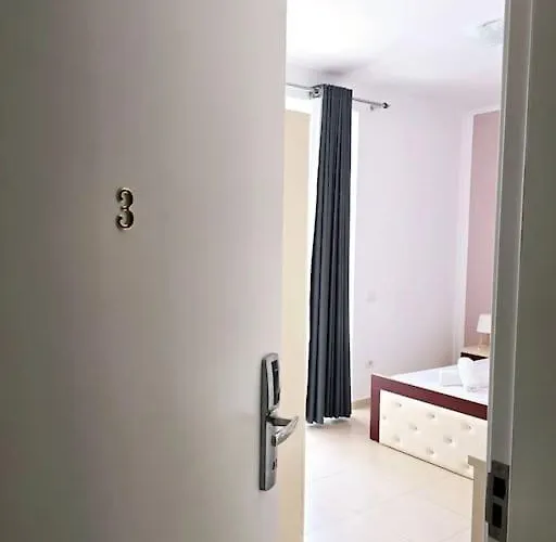 The Sunny Side 公寓 希马拉