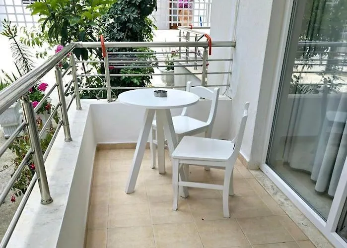 The Sunny Side 公寓 *