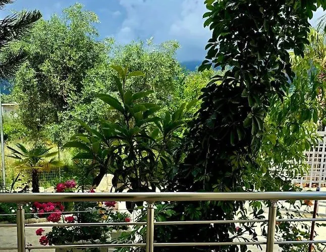 The Sunny Side 公寓 希马拉